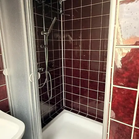 Dachgeschosswohnung Nahe Altstadt & Messe Lejlighed *