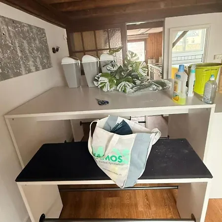 דירה Dachgeschosswohnung Nahe Altstadt & Messe *