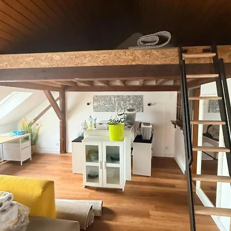 Dachgeschosswohnung Nahe Altstadt & Messe Lejlighed