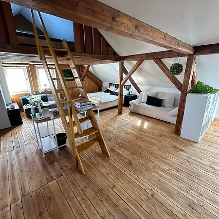 Dachgeschosswohnung Nahe Altstadt & Messe Nürnberg