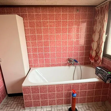 Dachgeschosswohnung Nahe Altstadt & Messe דירה *