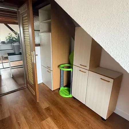 Dachgeschosswohnung Nahe Altstadt & Messe Lejlighed